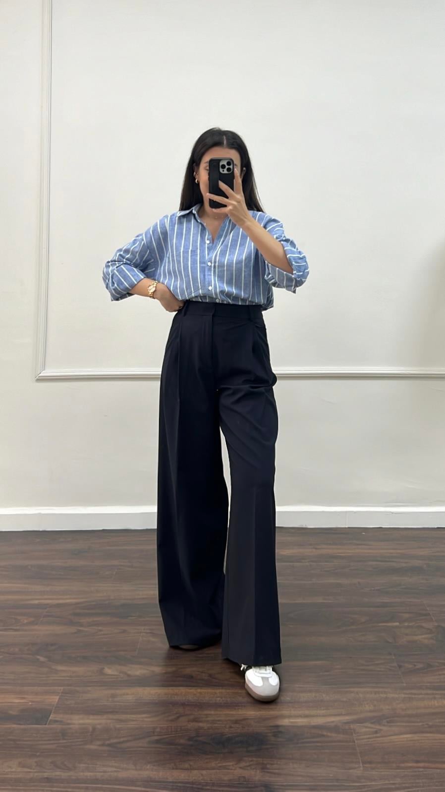 Marka Laci Yüksek Bel Geniş Paça Pantolon