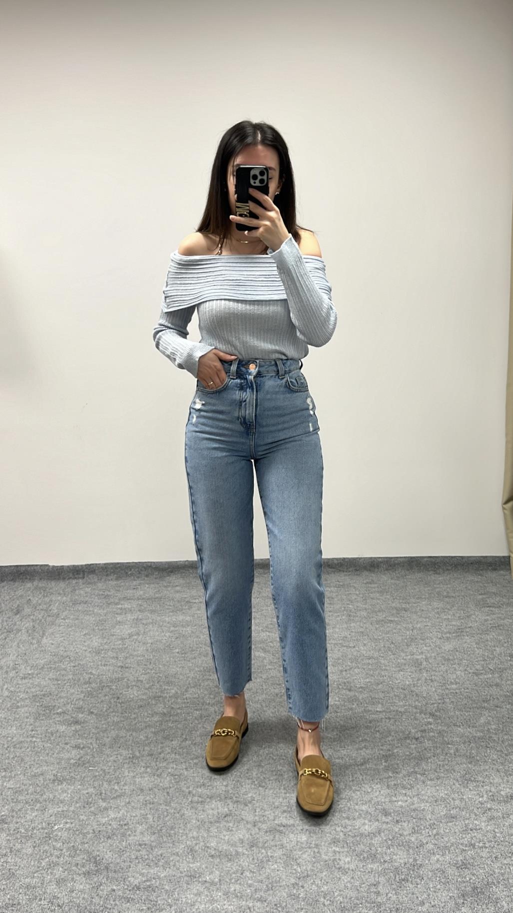 MARKA LAZER KESİM MOM FIT JEAN