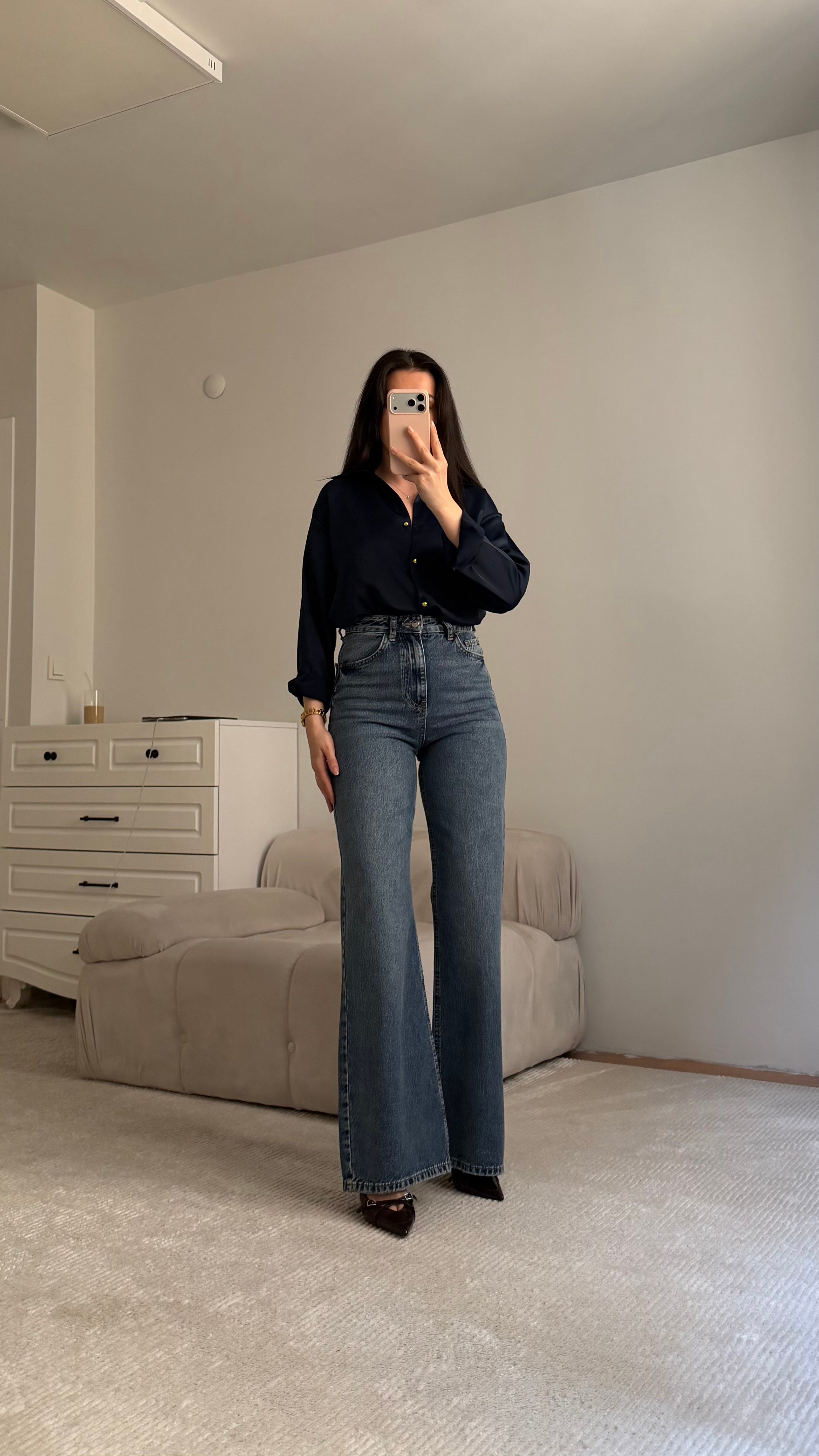 Marka Mavi Bol Paça Düz Kesim Jean