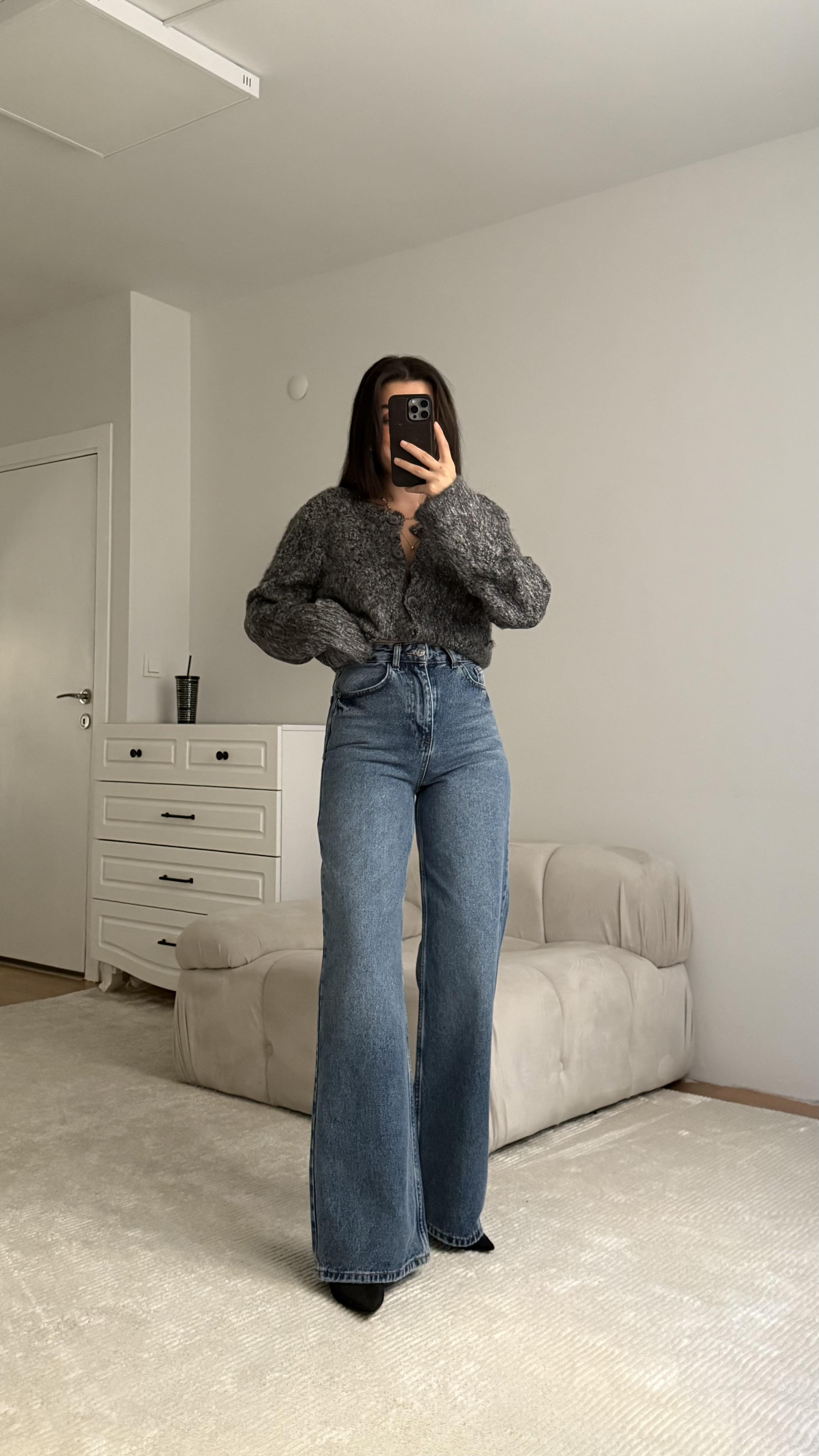 Marka Mavi Yüksek Bel Bol Paça Jean