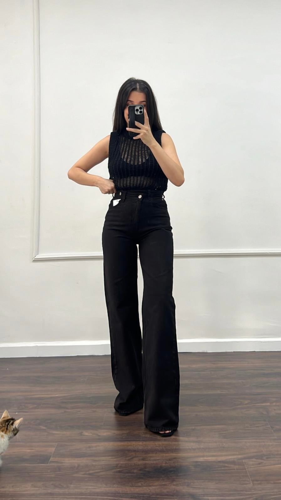 Marka Siyah Bel Detay Wide Leg Jean 