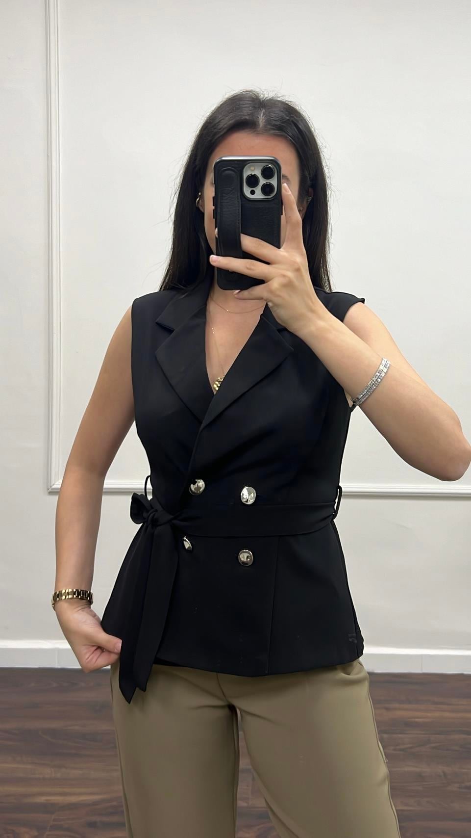 Marka Siyah Dore Düğme Detay Yelek