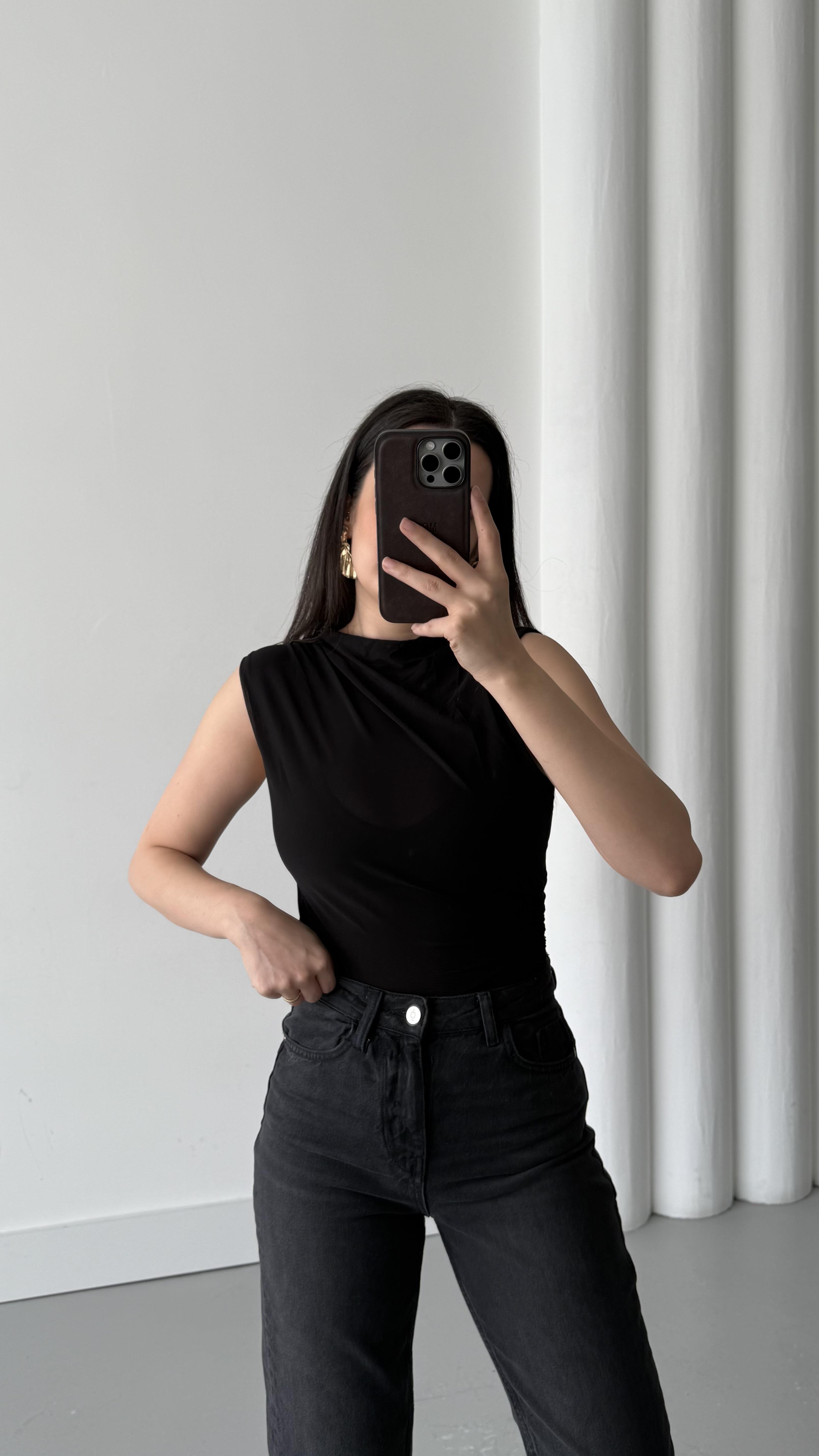 Marka Siyah Drapeli Bodysuit