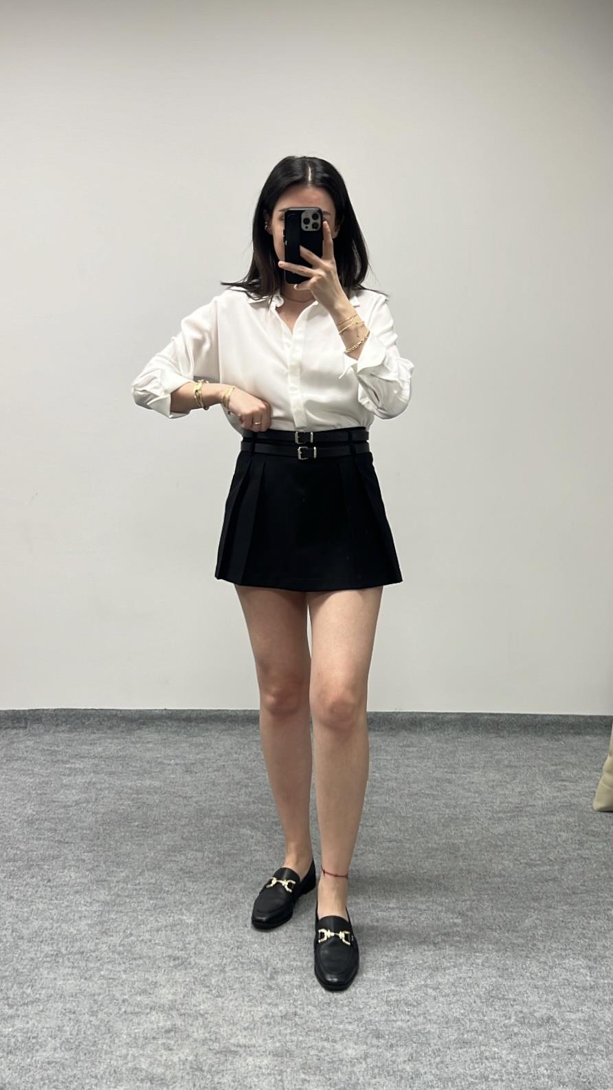 Marka Siyah Kemerli Şort Etek