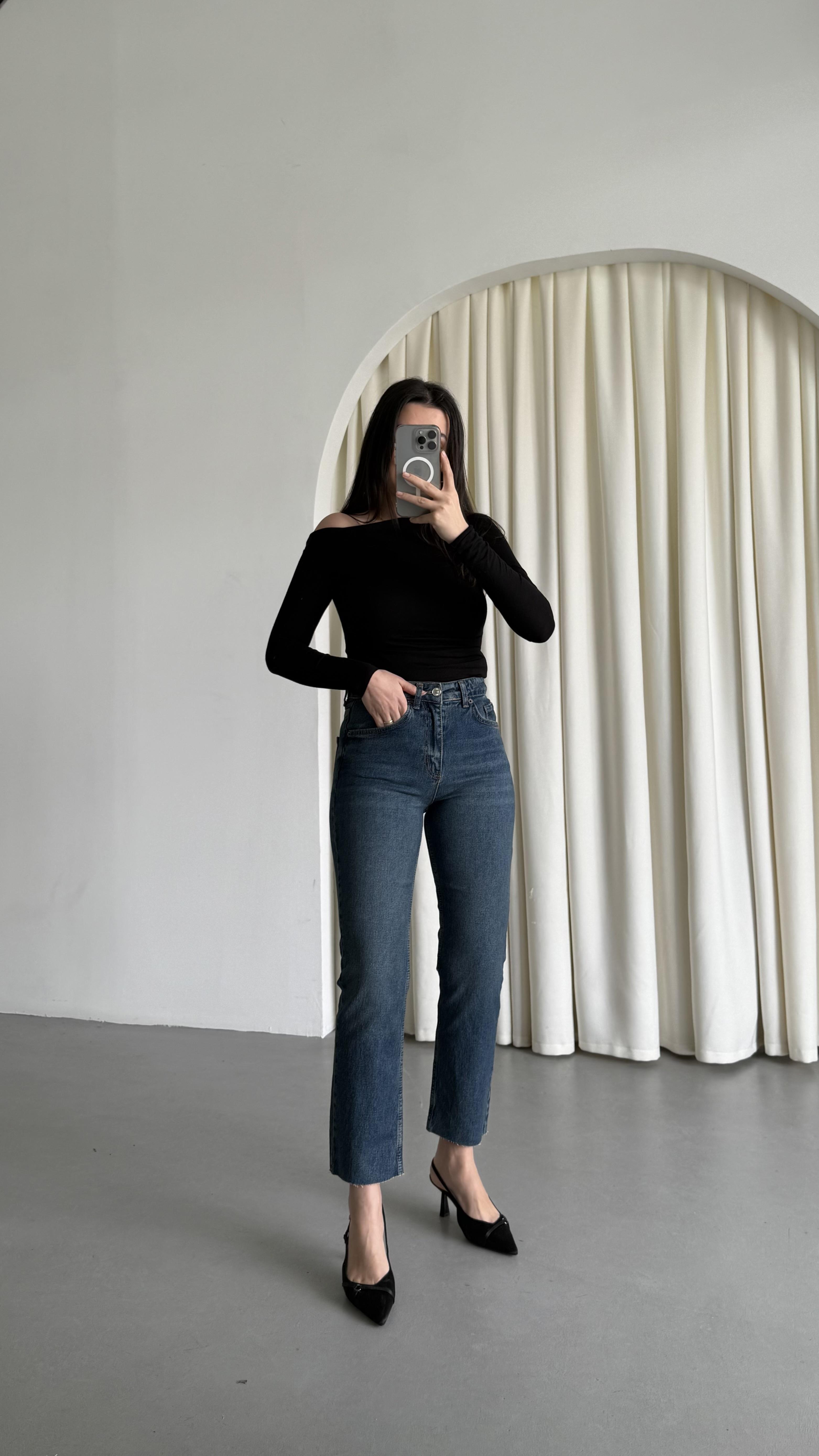 Marka Vintage Straight Fit Jean