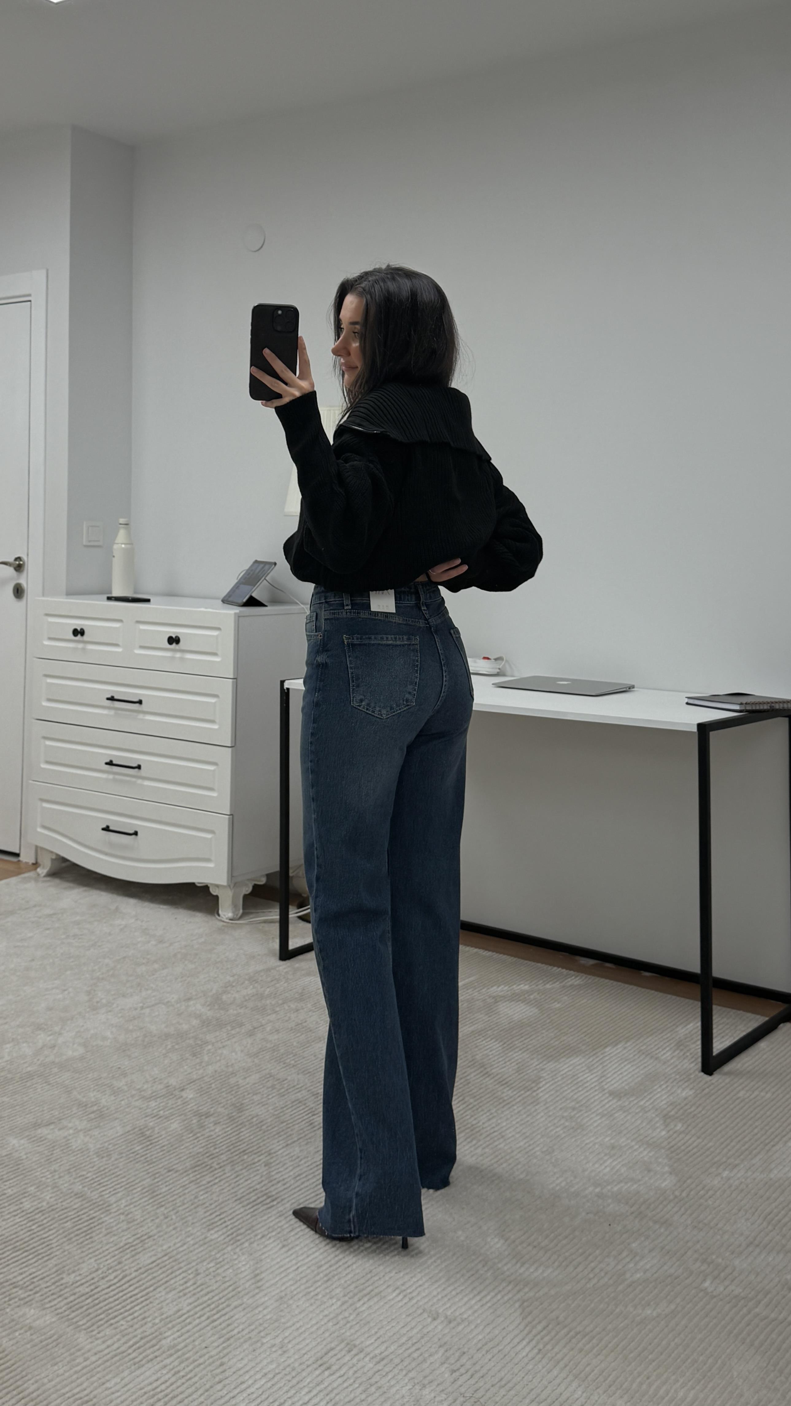 Marka Vintage Wide Leg Jean