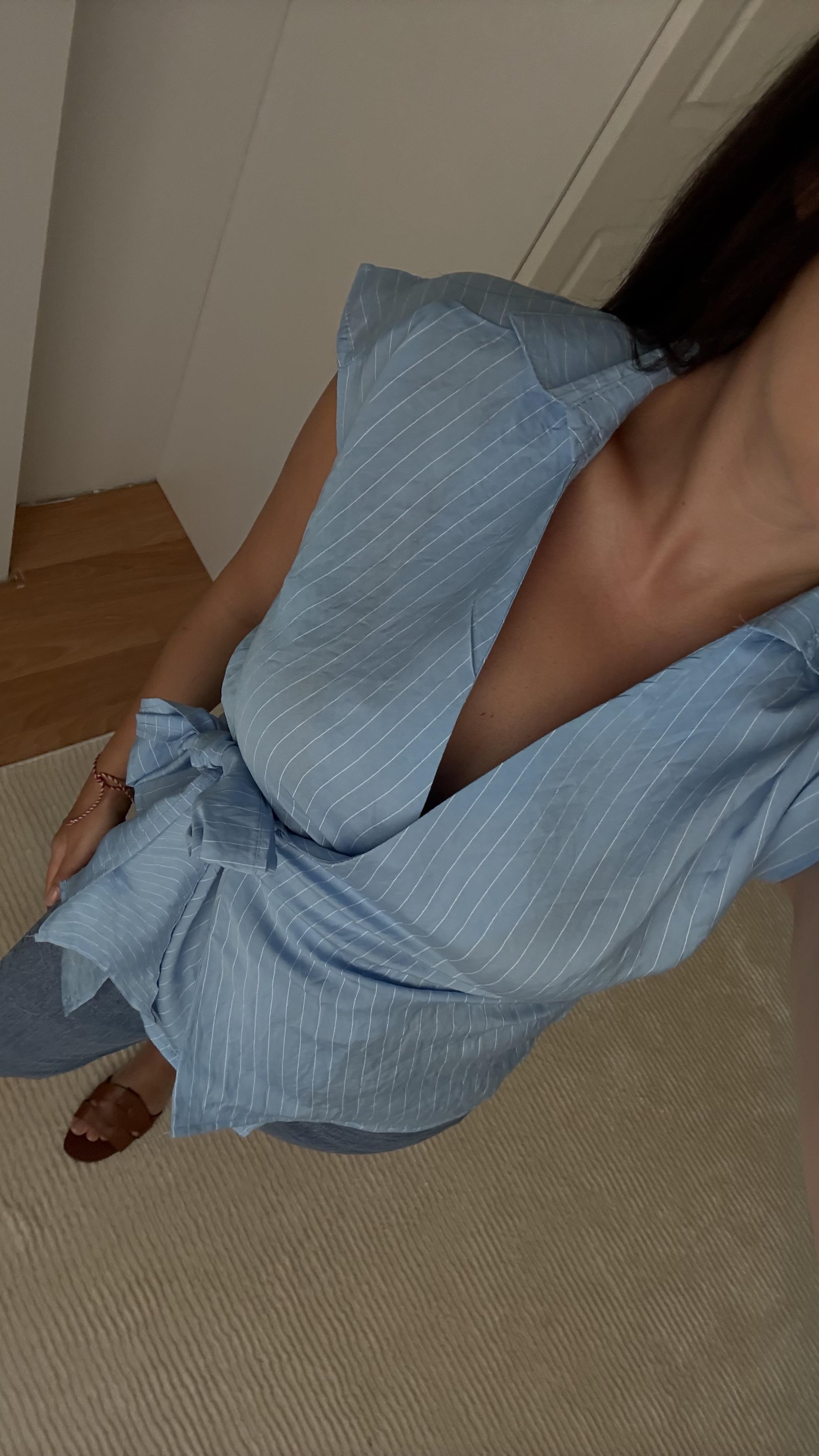 Mavi Çizgili Bağlamalı Kolsuz Gömlek