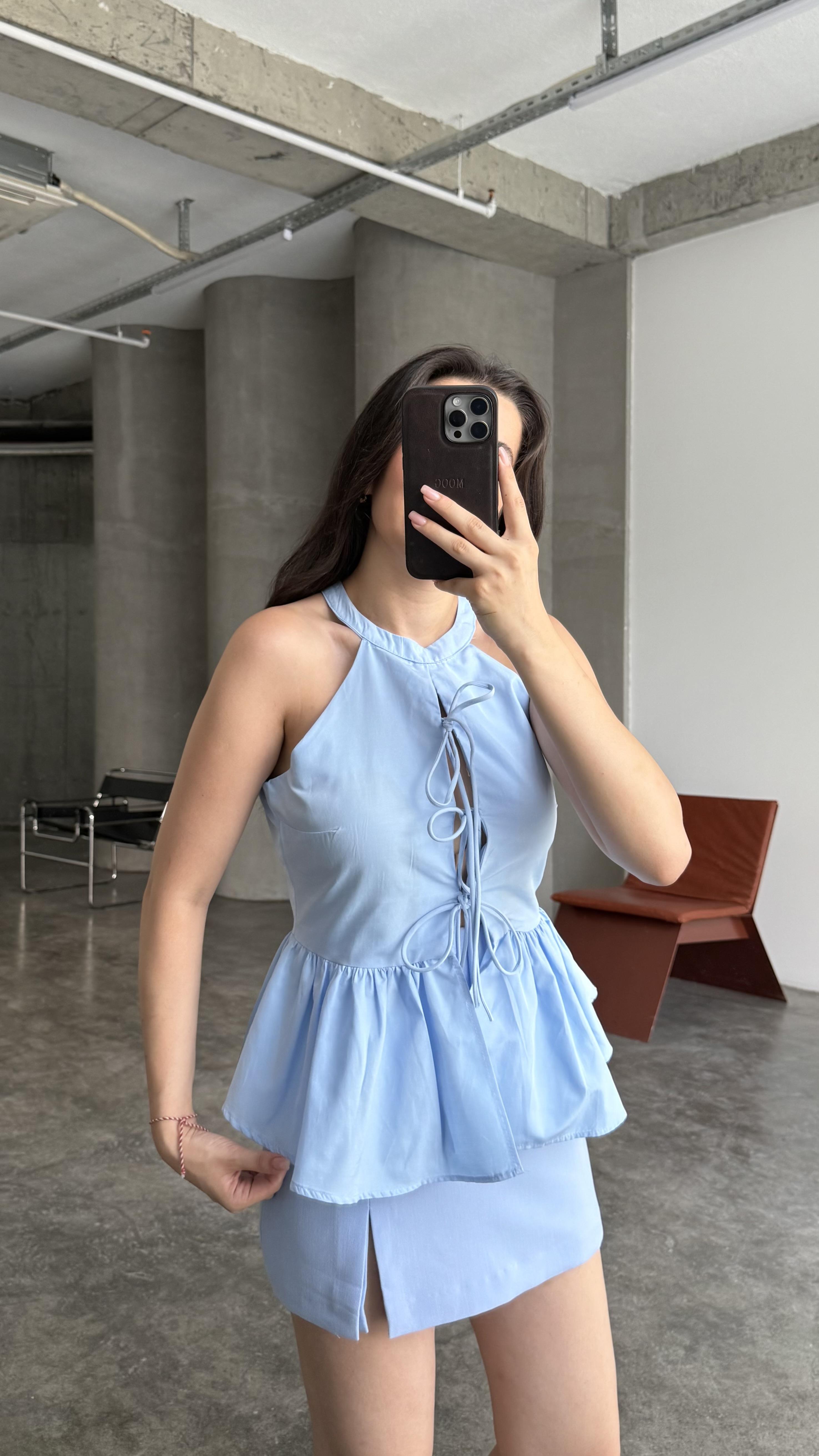 Mavi Halter Yaka Bağcık Detay Bluz