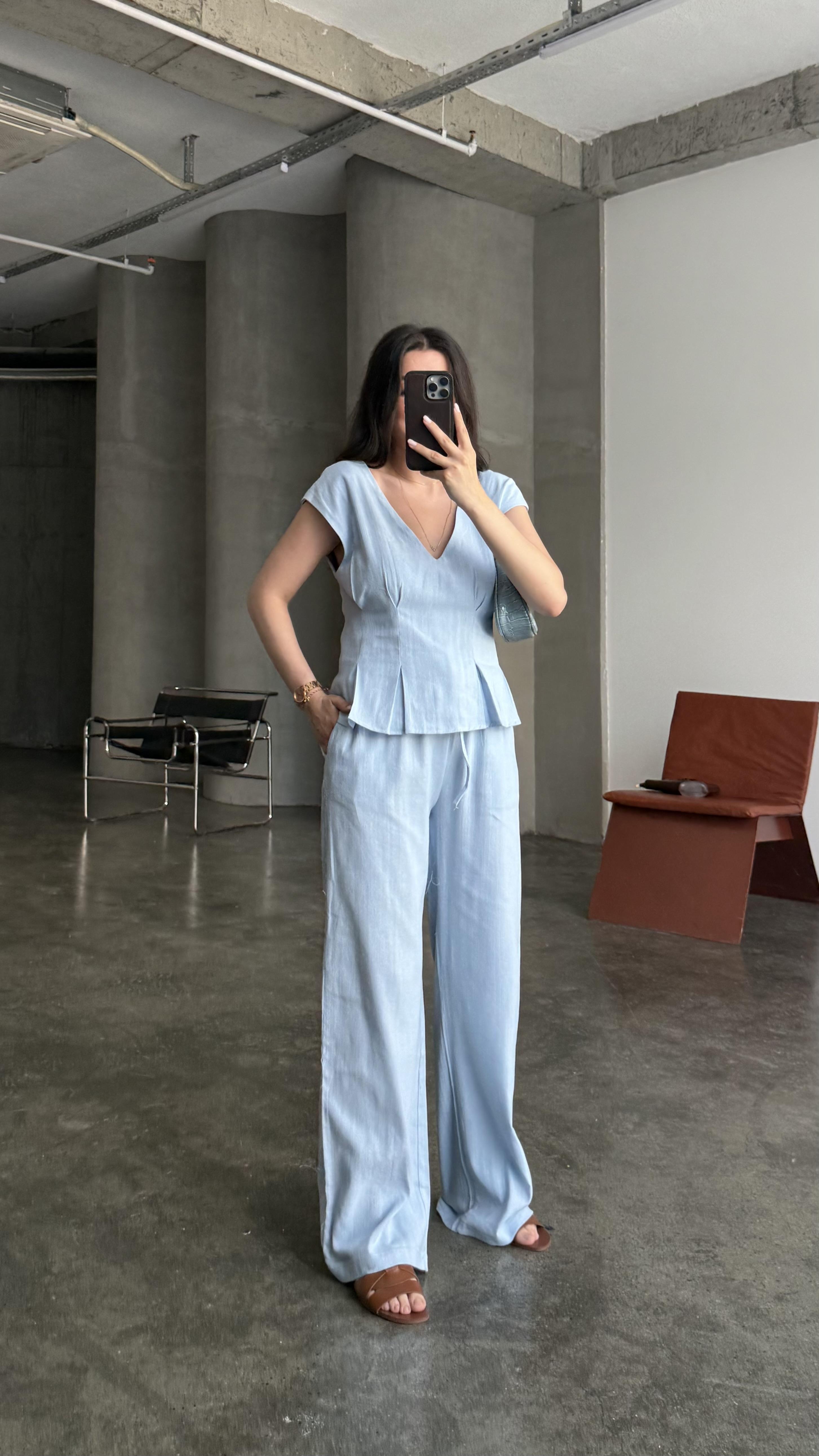 Mavi Keten V Yaka Bluz Staright Pantalon Takım