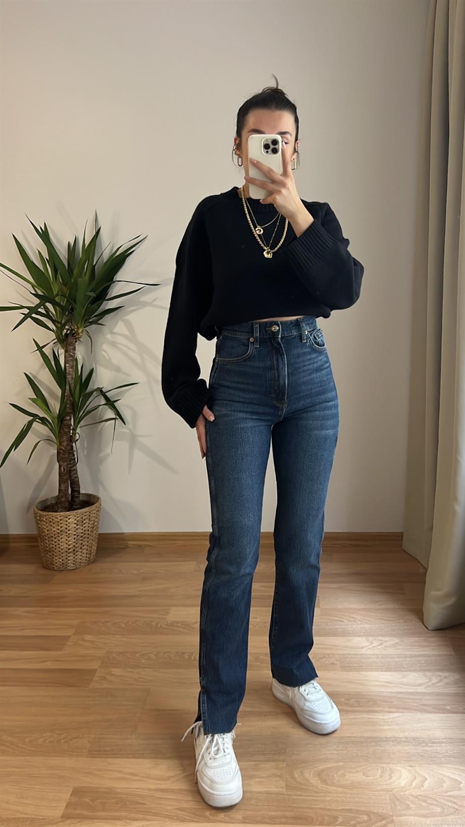 MNG KOYU MAVİ PAÇA DETAY JEAN