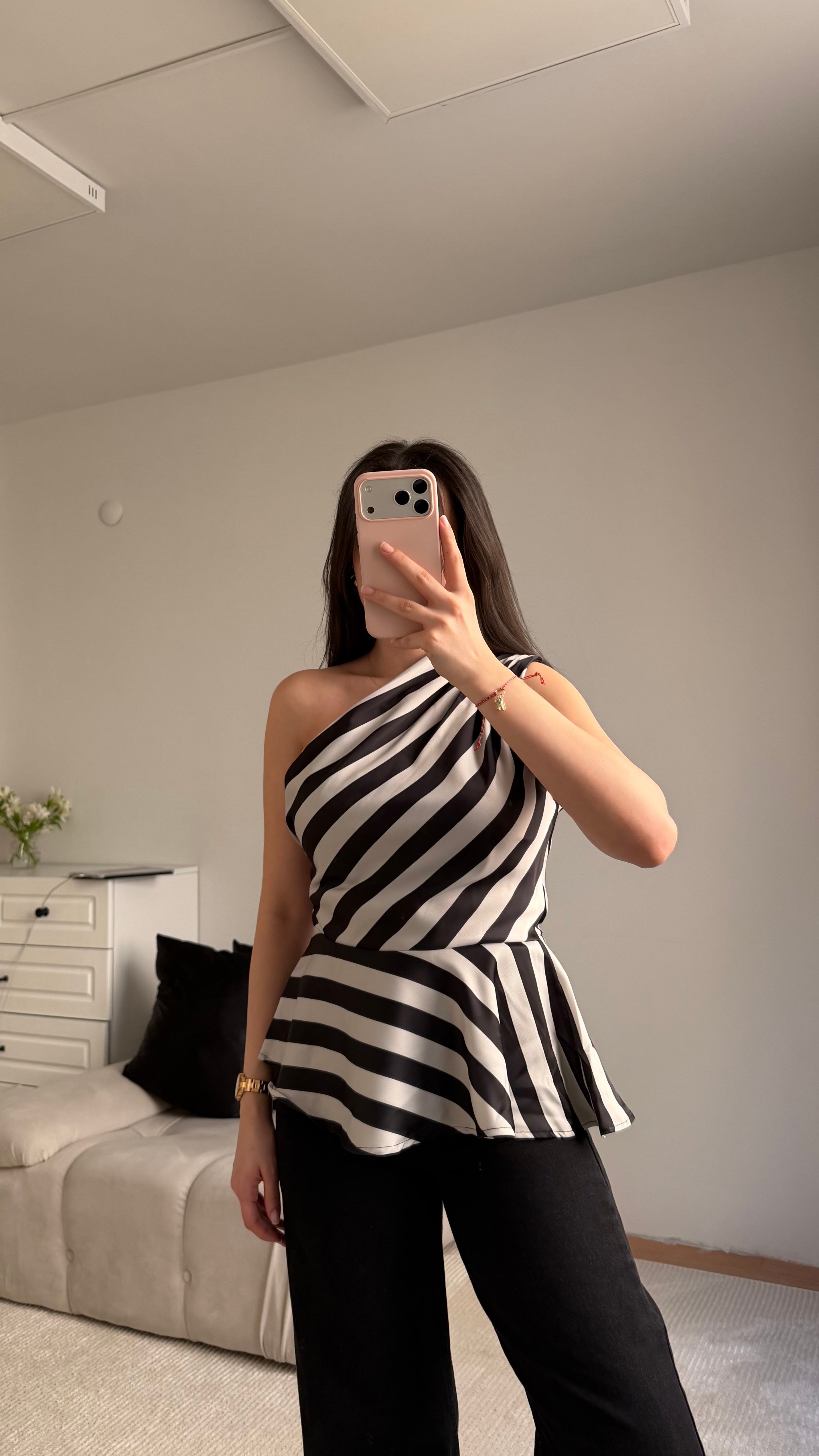 Mng Zebra Kayık Yaka Saten Bluz 