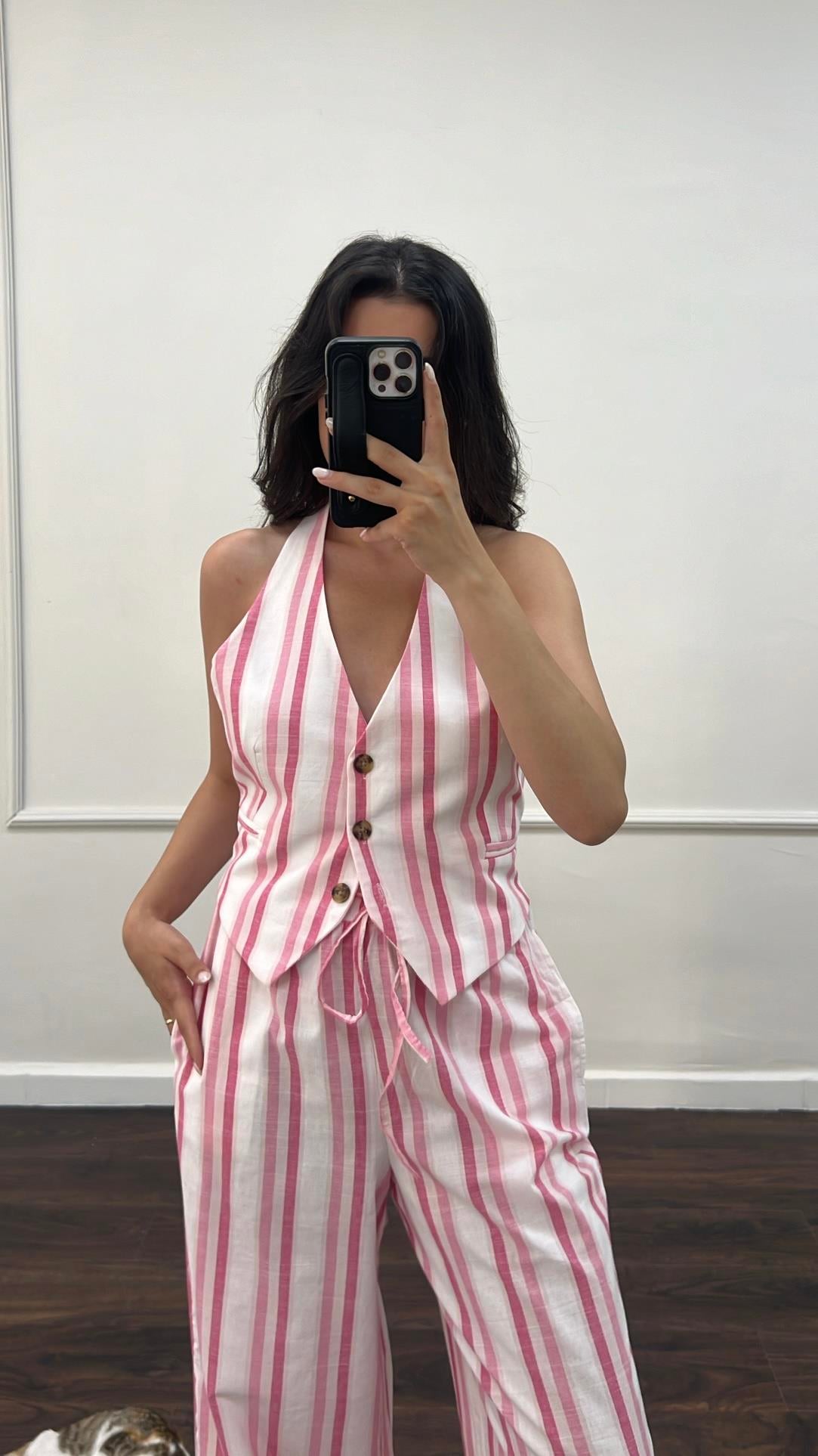 Pembe Çizgili Keten Sırt Bağlamalı Yelek 