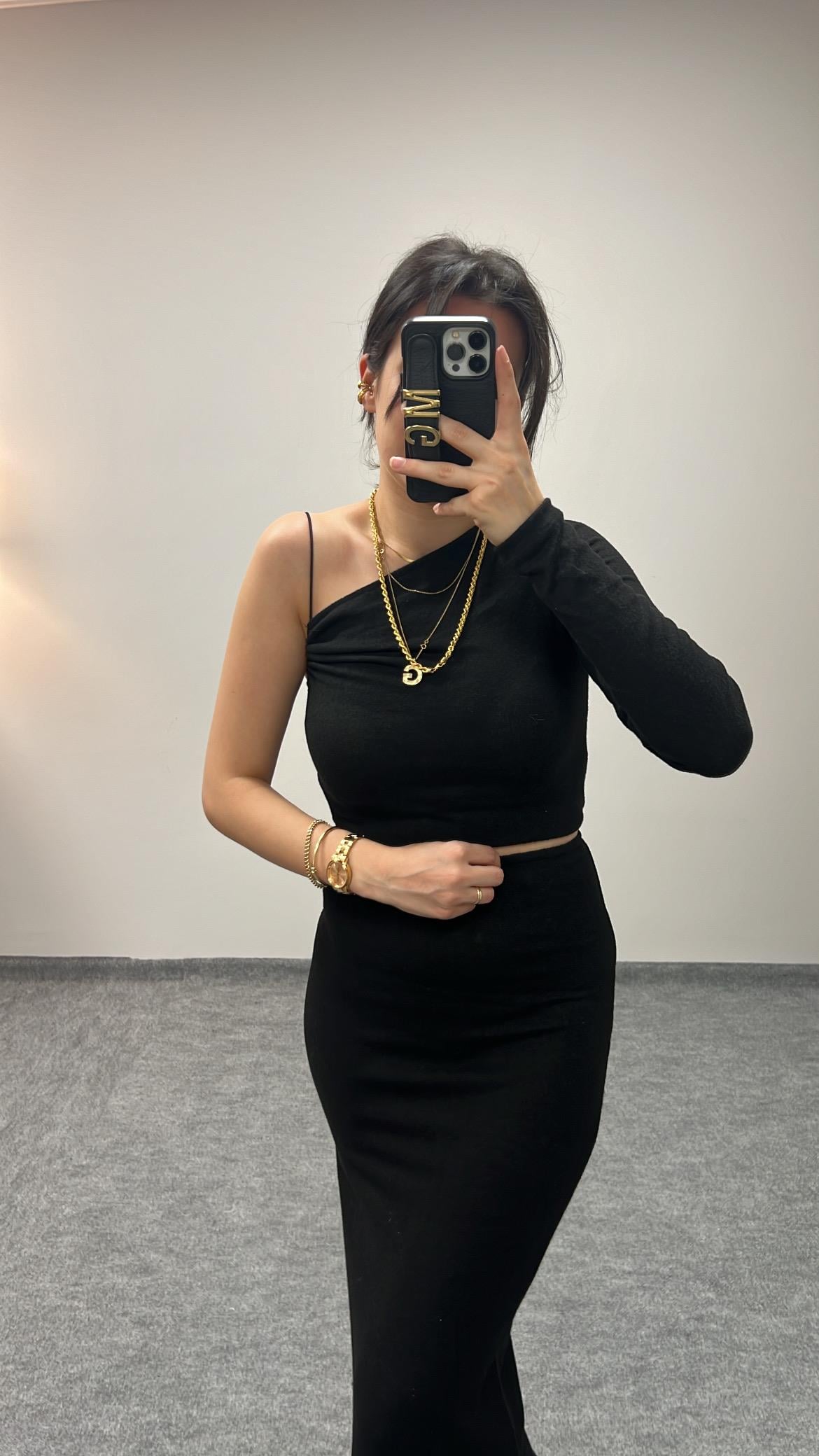 PUB SİYAH ASİMETRİK BLUZ 