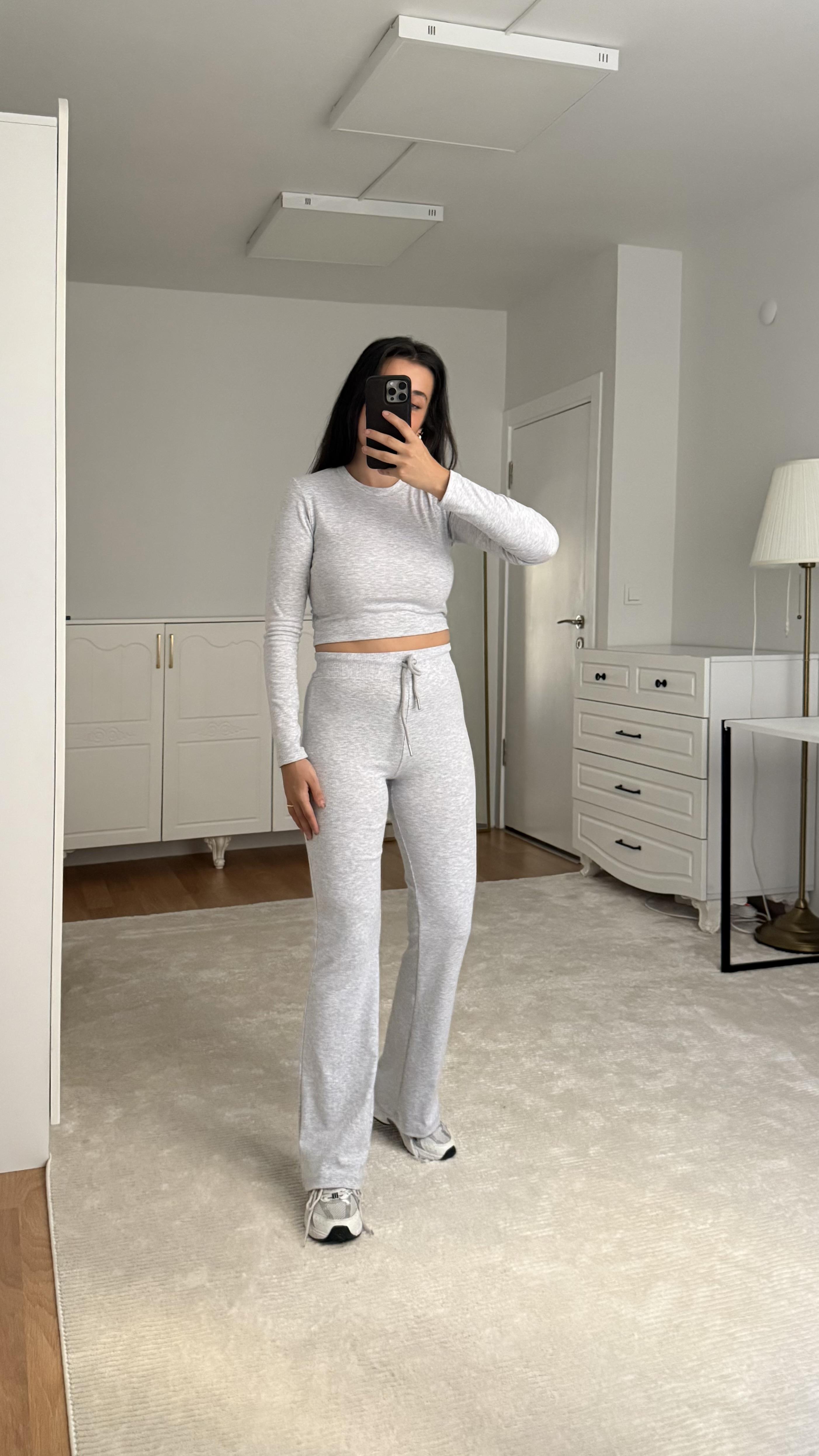 Ribana Karmenaj Gri Uzun Kol Crop Flare Penye Takım