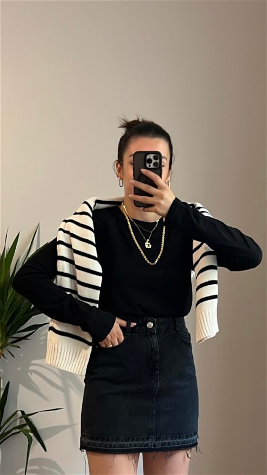 SİYAH BASIC UZUN KOLLU TİŞÖRT 