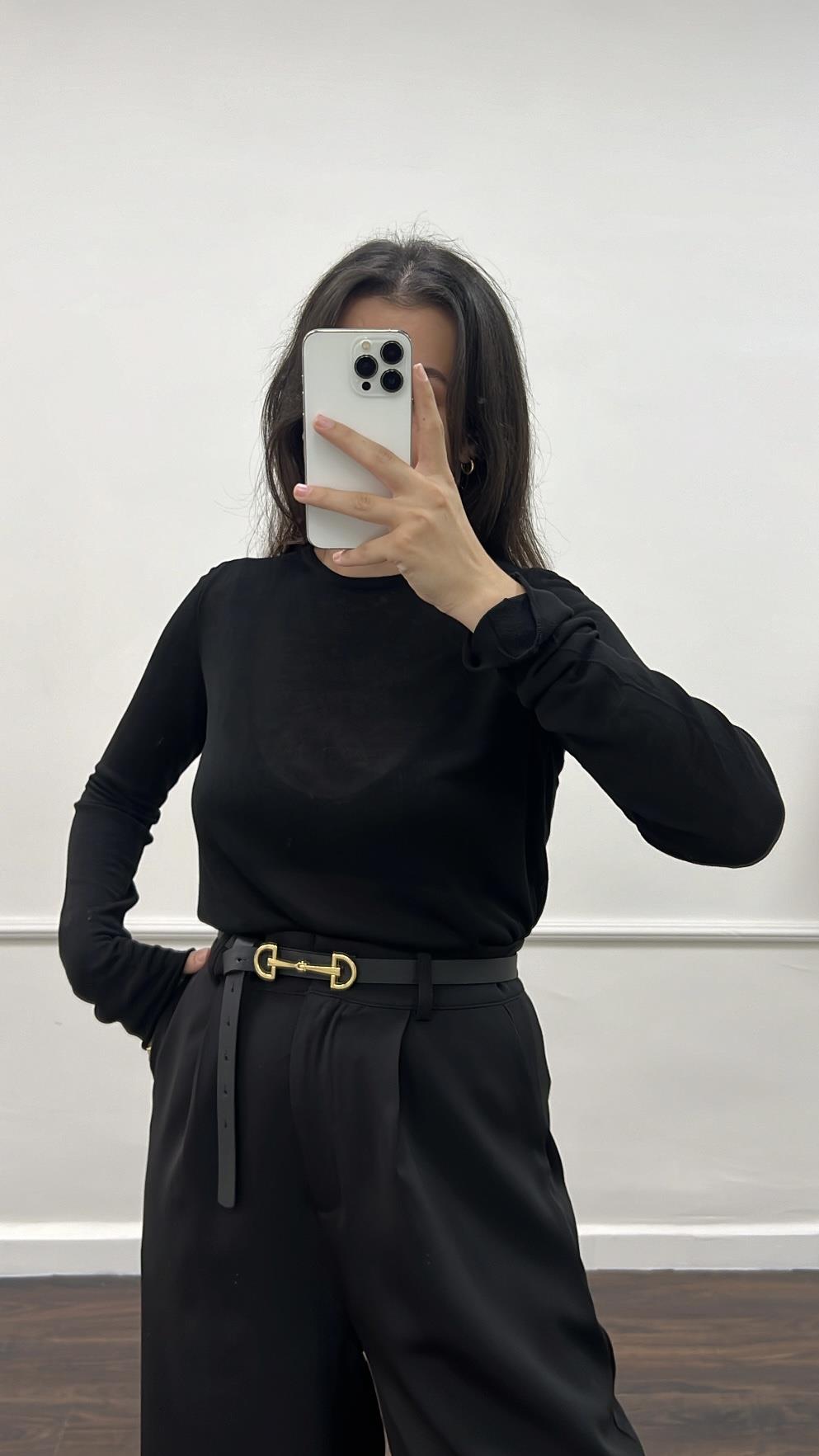 Siyah Bisiklet Yaka Transparan Uzun Kollu Triko