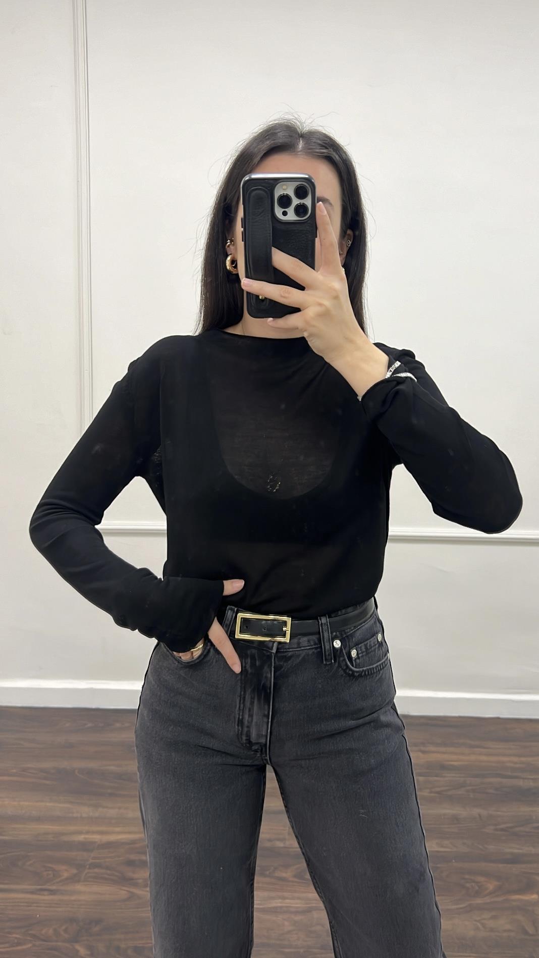 Siyah Dik Yaka Transparan Bluz