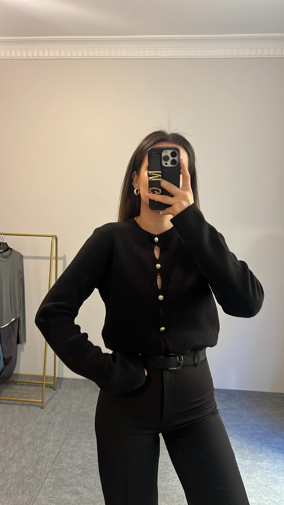 SİYAH GOLD MİNİ DÜĞME DETAY TRİKO