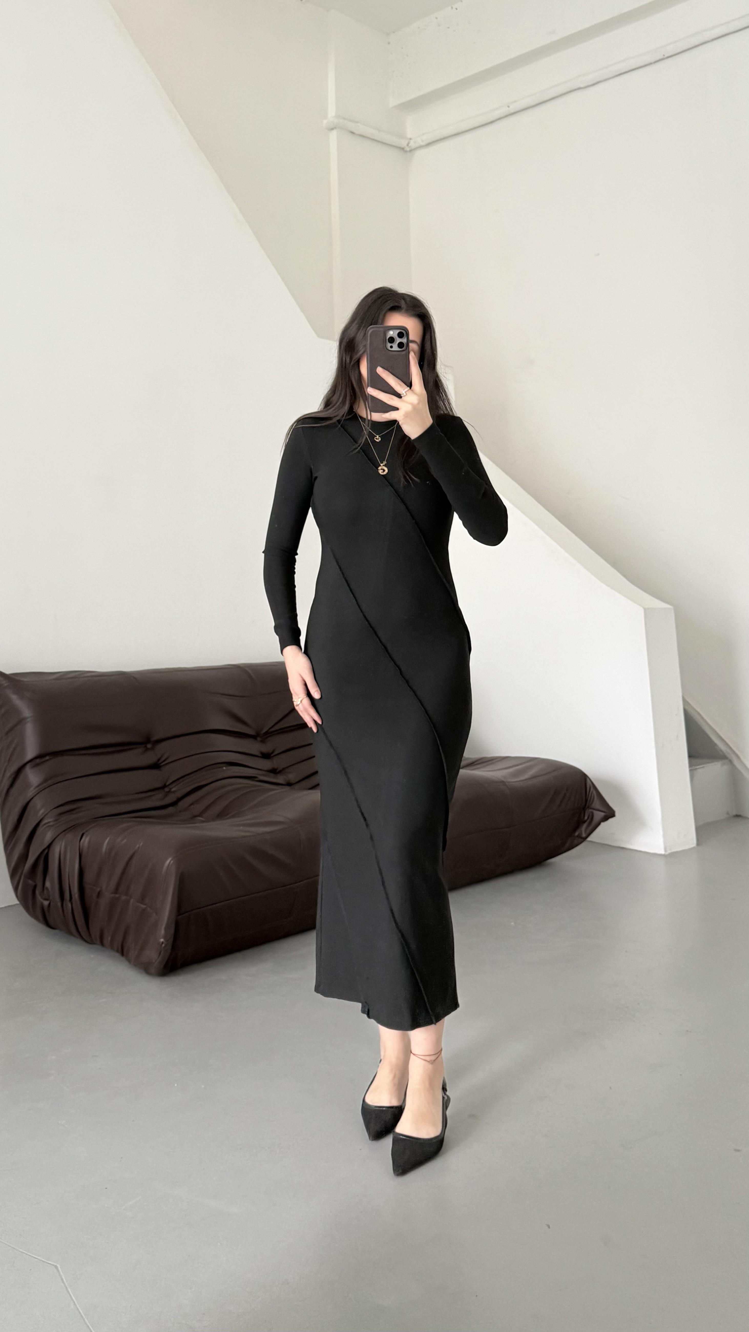 Siyah Kendinden Fitilli Örme Elbise