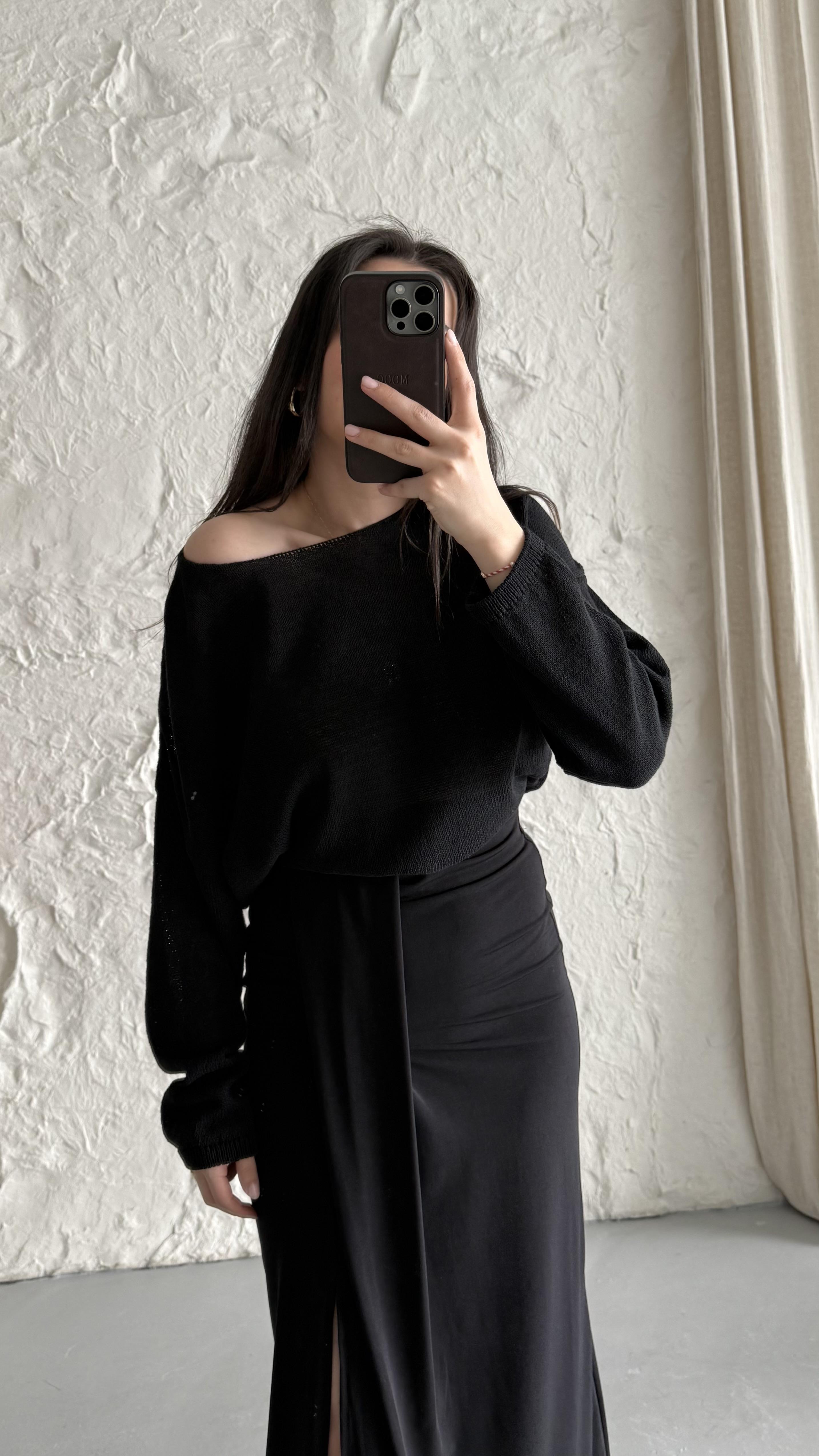 Siyah Mevsimlik Triko Bluz