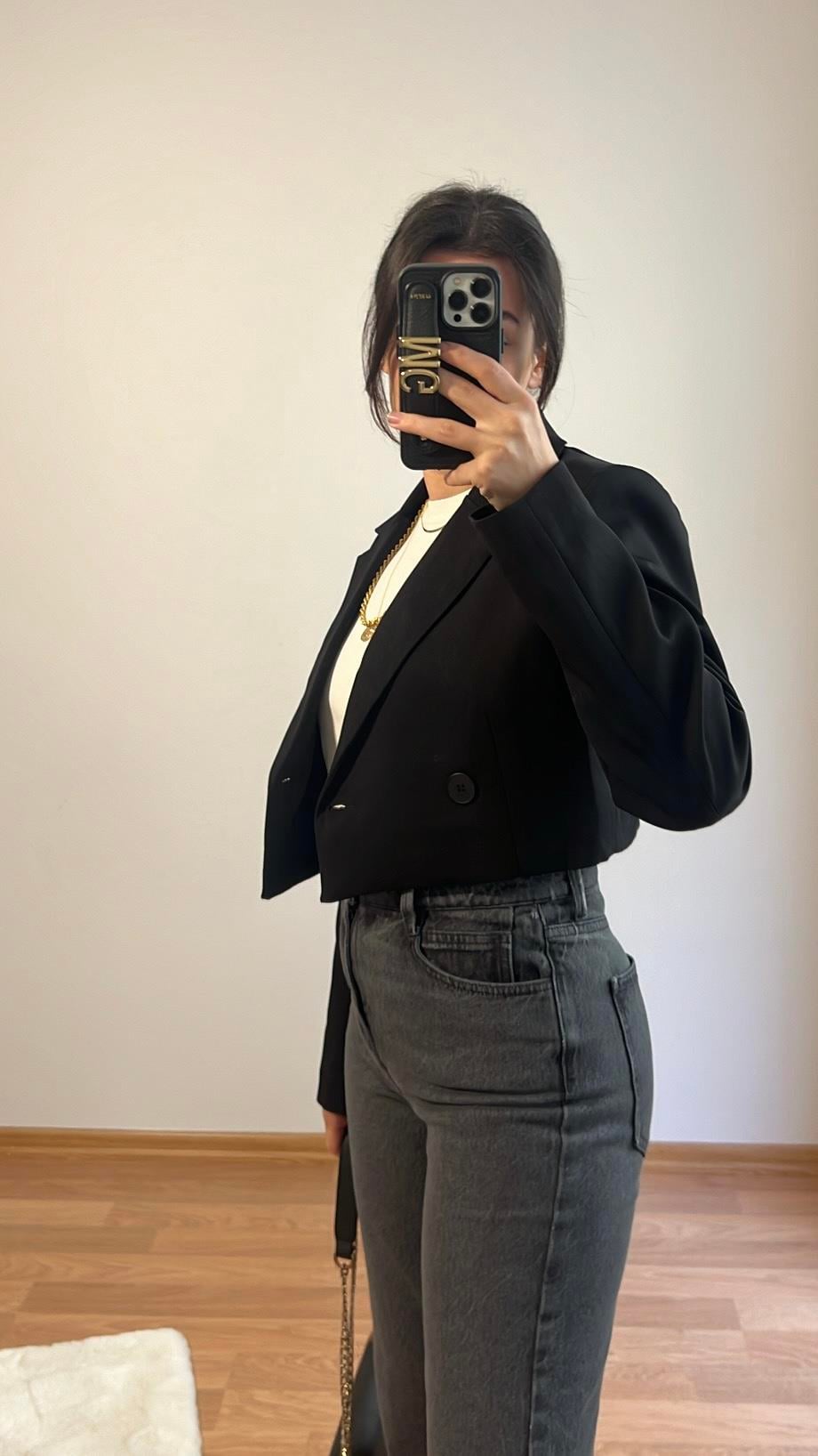 SİYAH VATKA DETAYLI CROP BLAZER