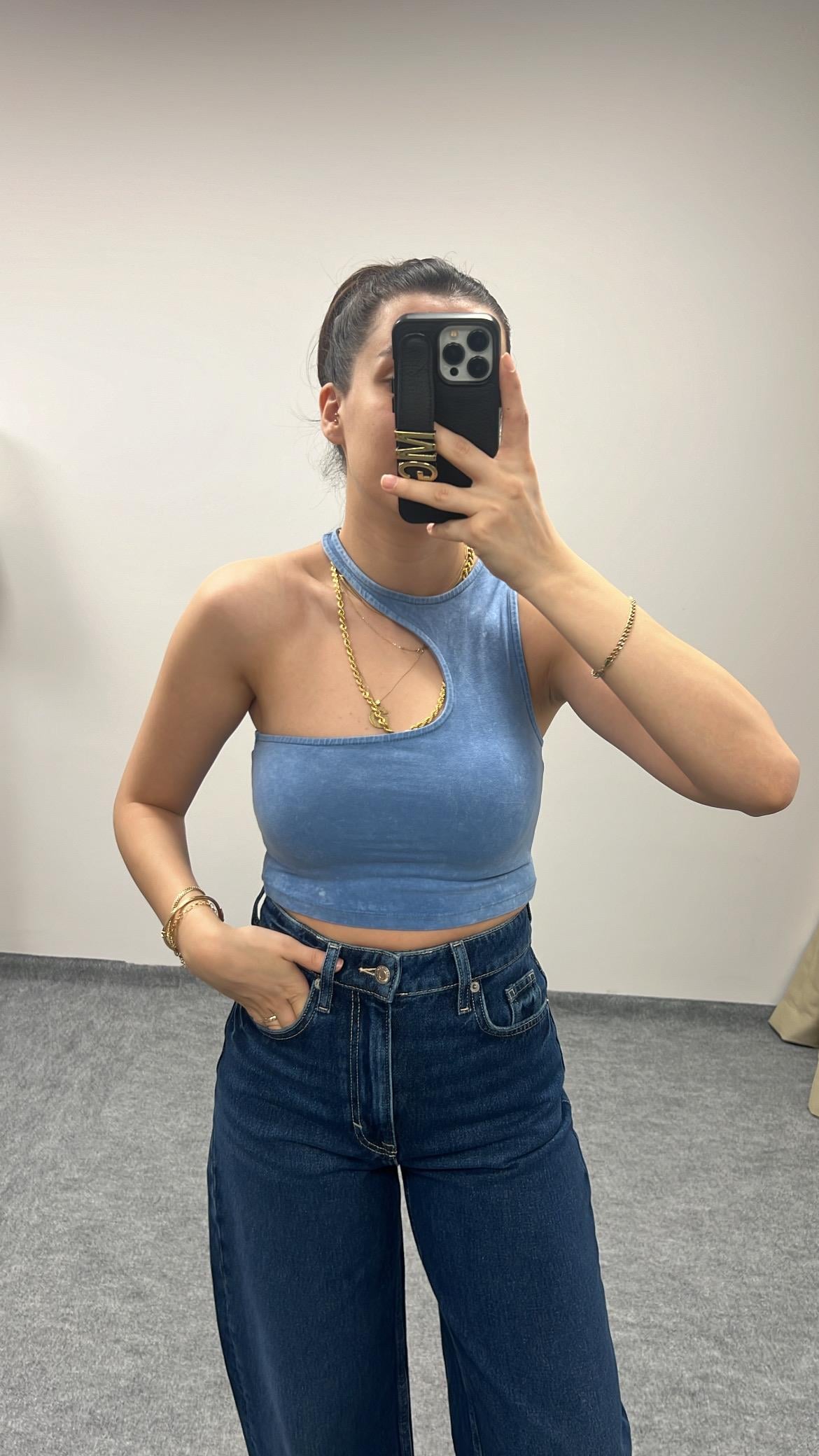 STAR MAVİ ESKİTME BOYUN DETAY CROP