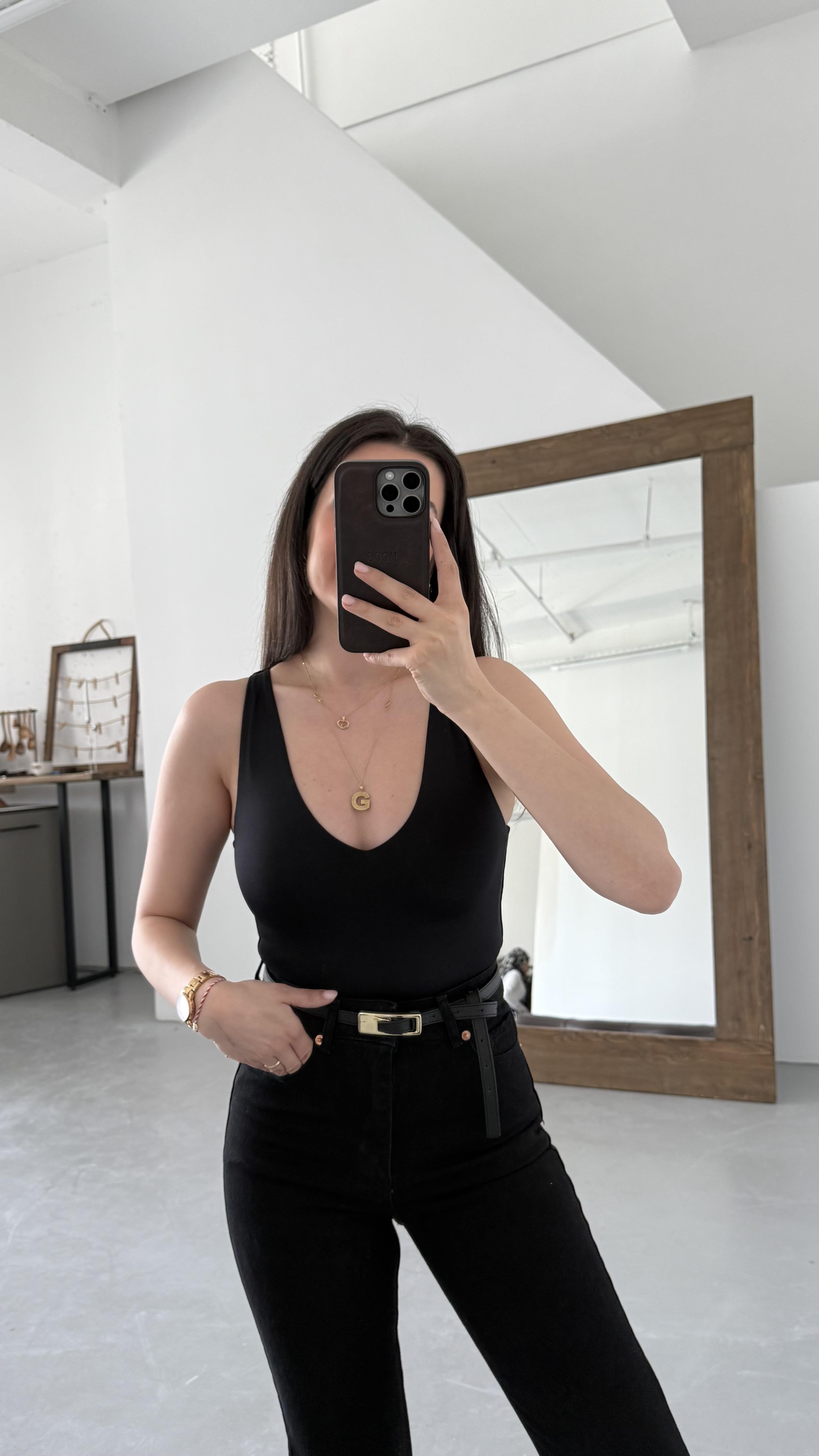 Star Siyah V Yaka Bodysuit