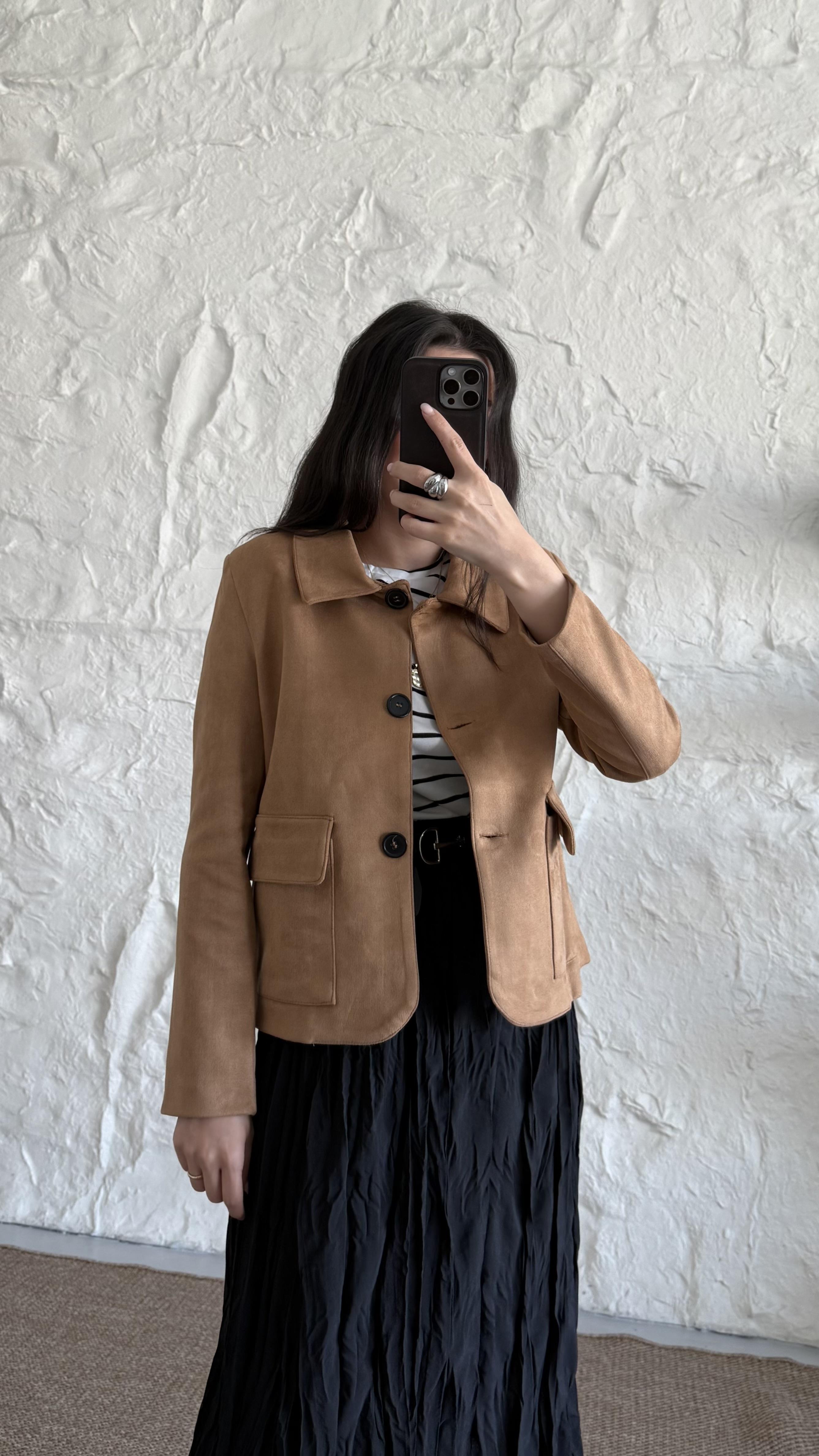 Taba Büyük Cep Detay Süet Ceket