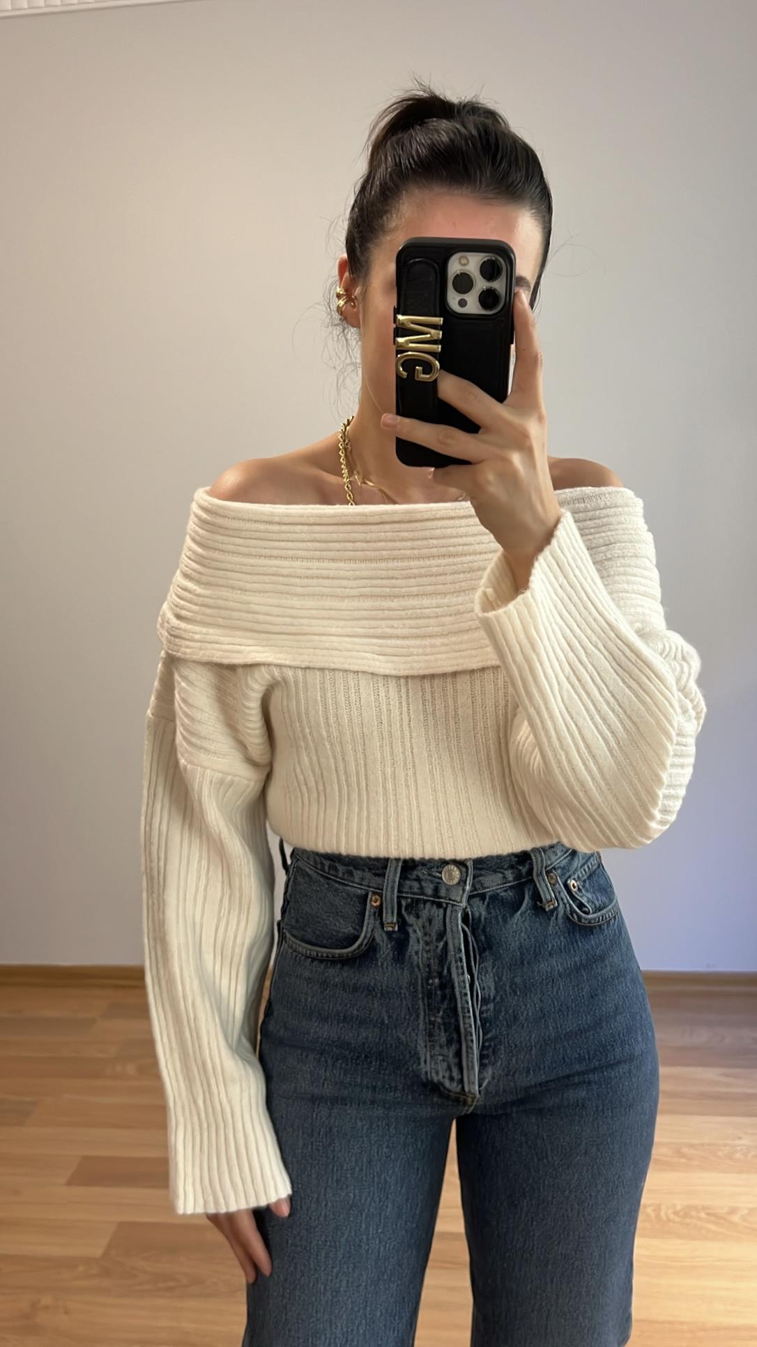 TALA BEJ MADONNA YAKA TRİKO