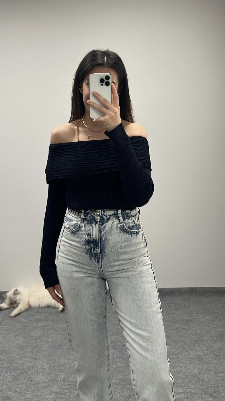 TALA LACİ MADONNA YAKA İNCE ÖRME TRİKO