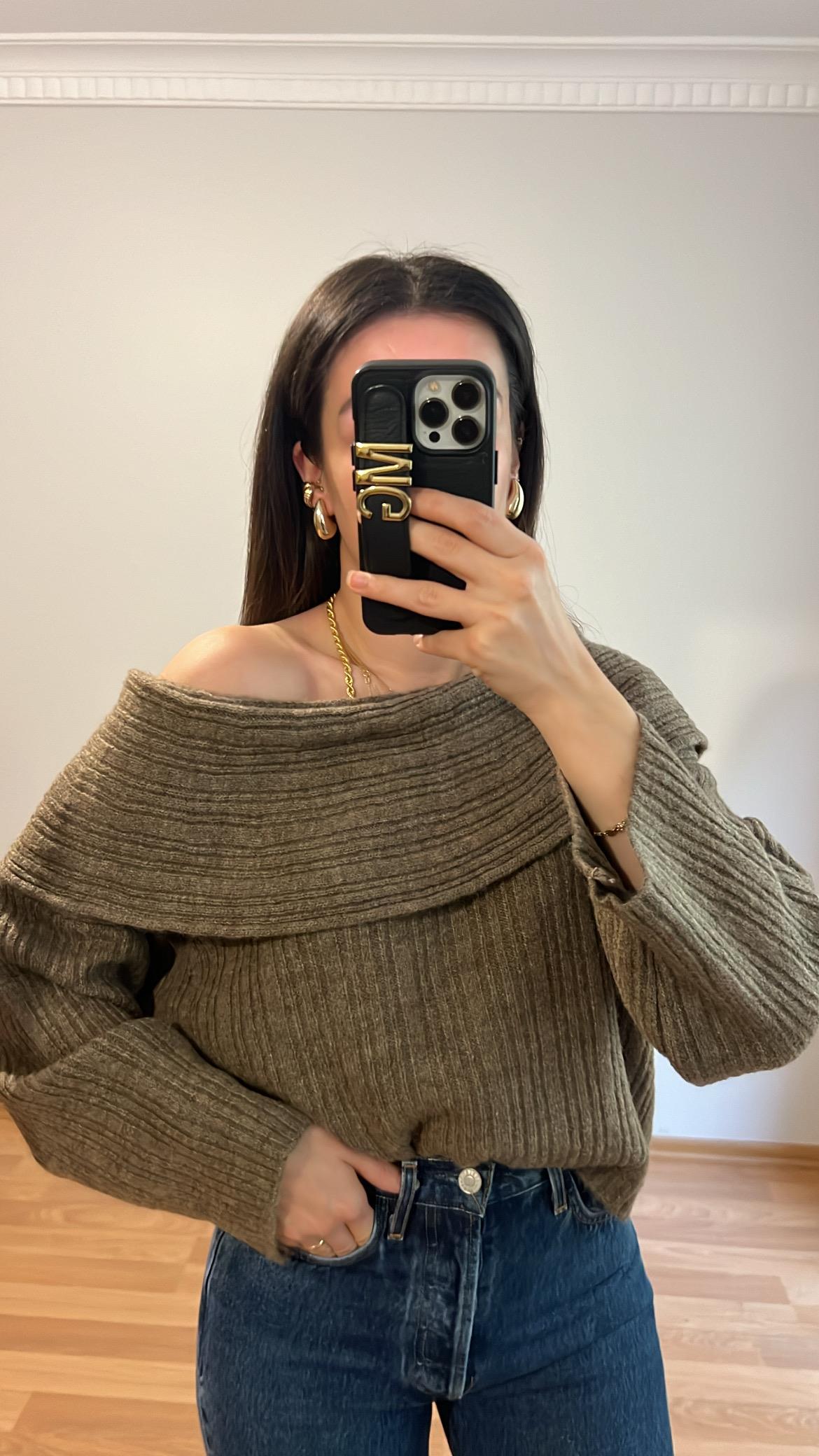 TALA VİZON MADONNA YAKA TRİKO