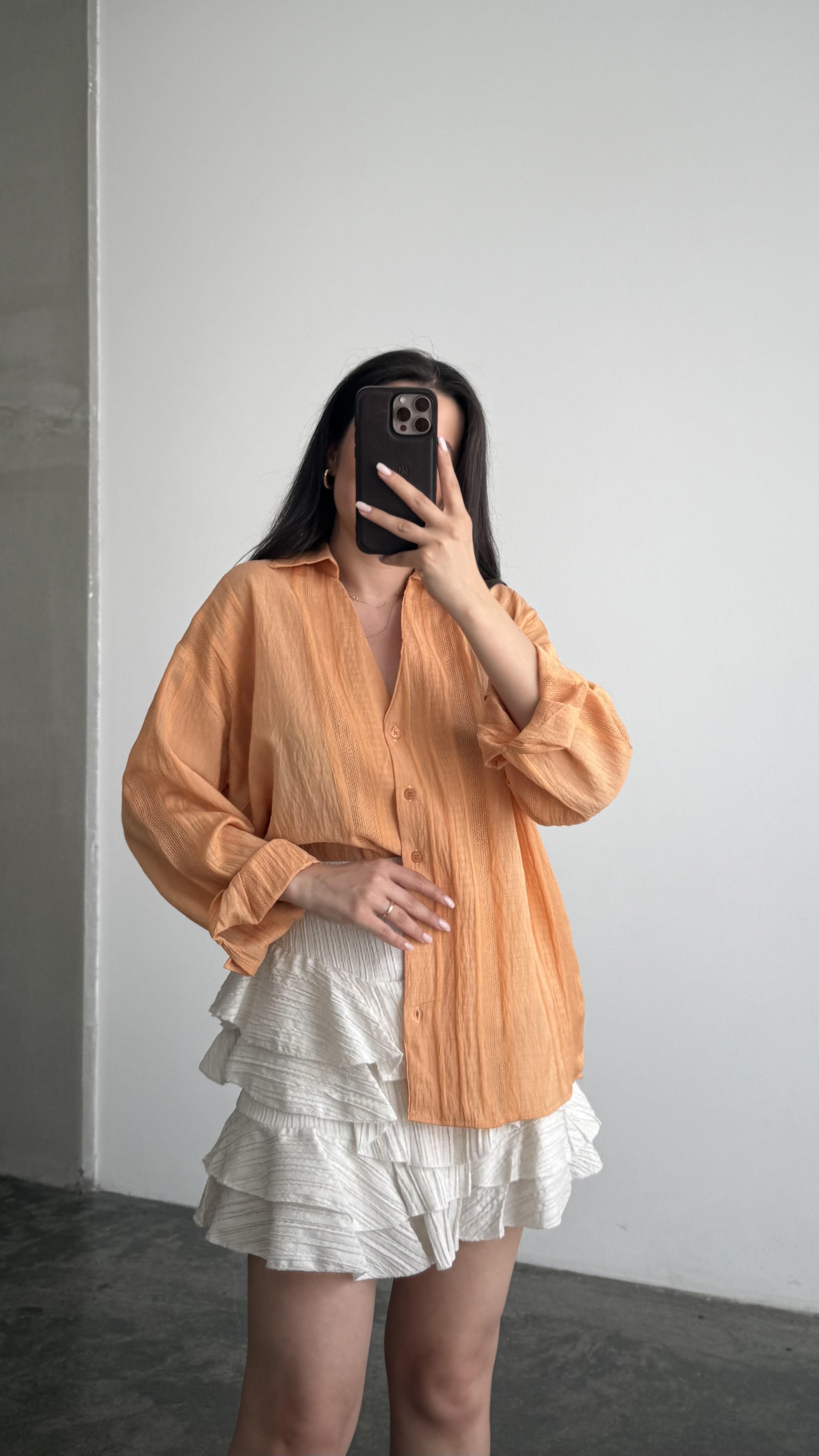 Turuncu V Yaka Dokulu Gömlek