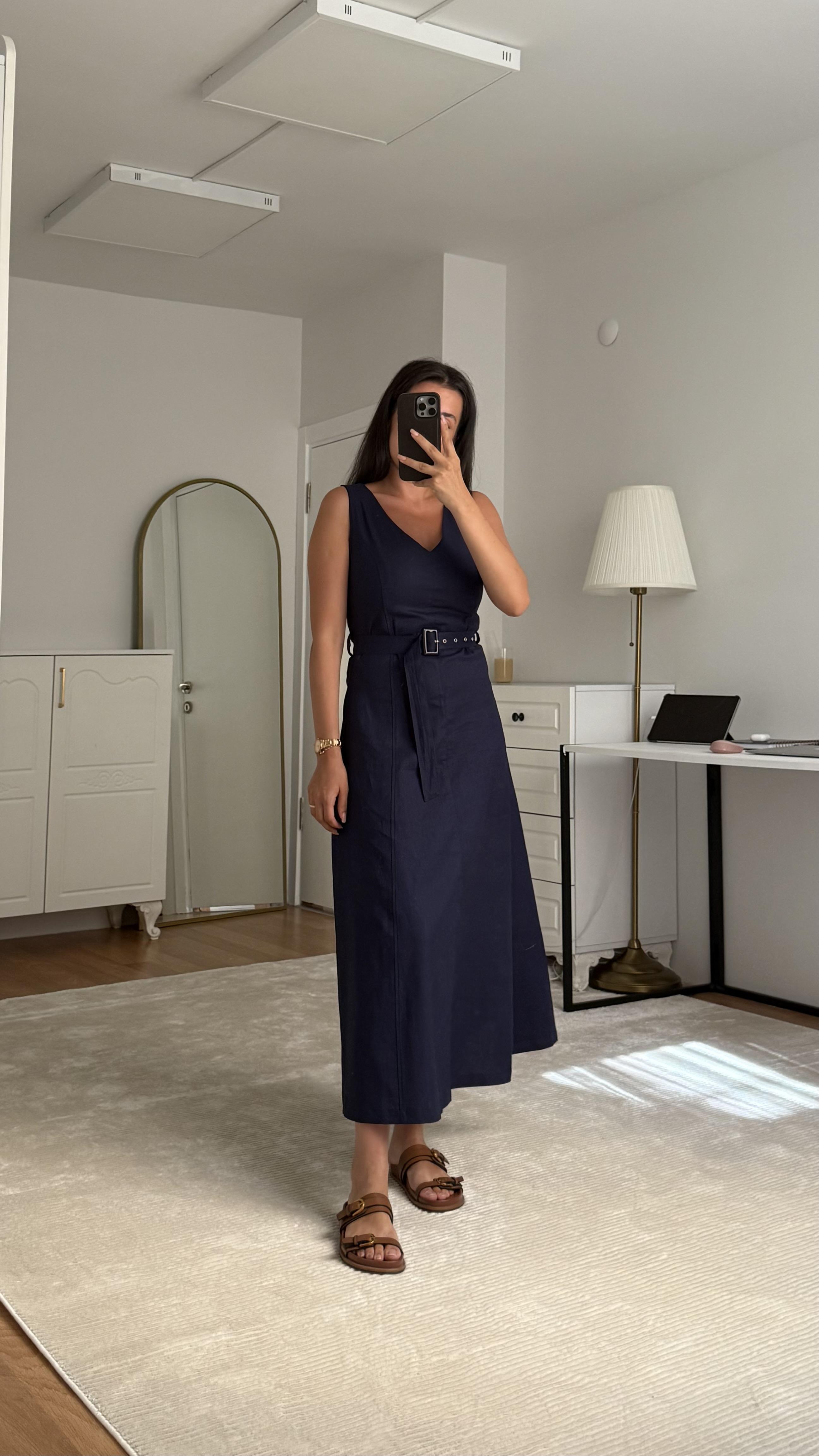 V Yaka Laci Keten Elbise