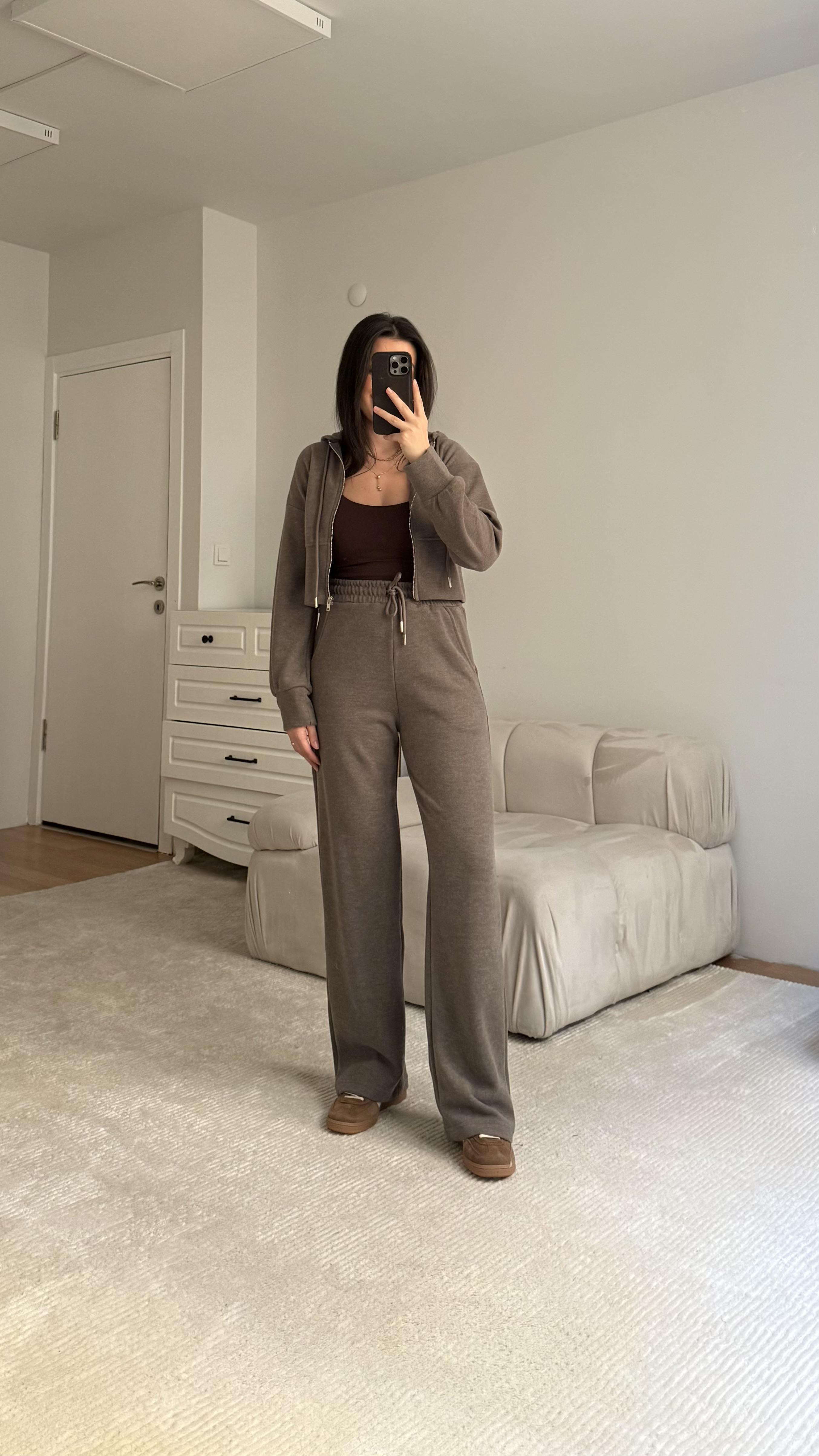 Vizon Kadife Fermuarlı Takım