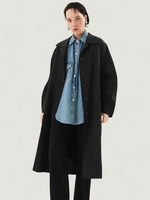 Oversize Kesim Düğmeli ve Cep Detaylı Uzun Trençkot - Siyah