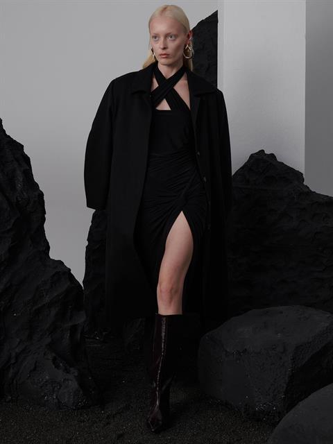 Balon Kollu Uzun Kaşe Mont - Siyah