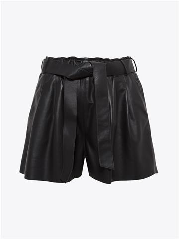Beli Kuşaklı Deri Şort - Siyah