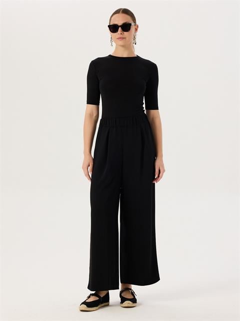 Beli Lastikli Dökümlü Bol Paça Pantolon - Siyah