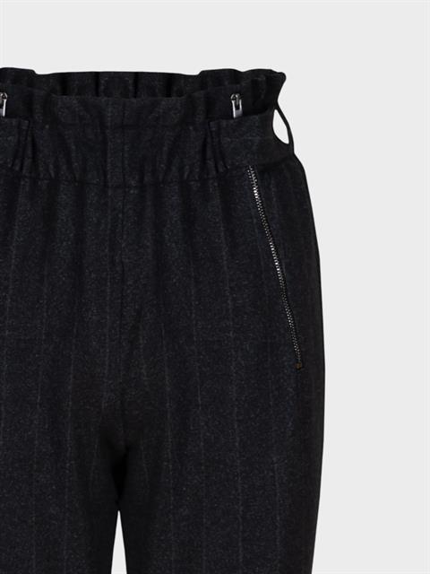 Beli Lastikli Fermuar Ve Çıt Çıt Detaylı Boru Paça Dokuma Pantolon-Antrasit