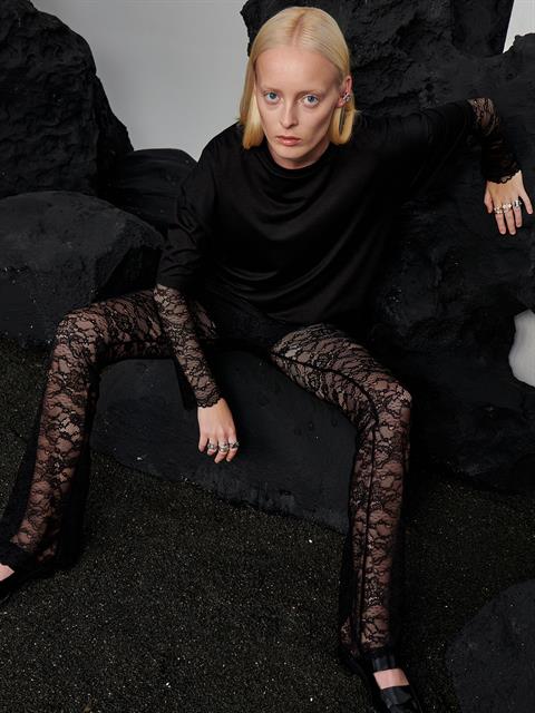 Beli Lastikli İçi Astarlı İspanyol Kesim Dantel Pantolon - Siyah