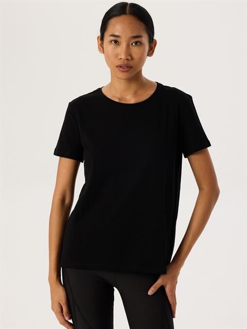 Bisiklet Yaka Arkası Uzun T-Shirt - Siyah