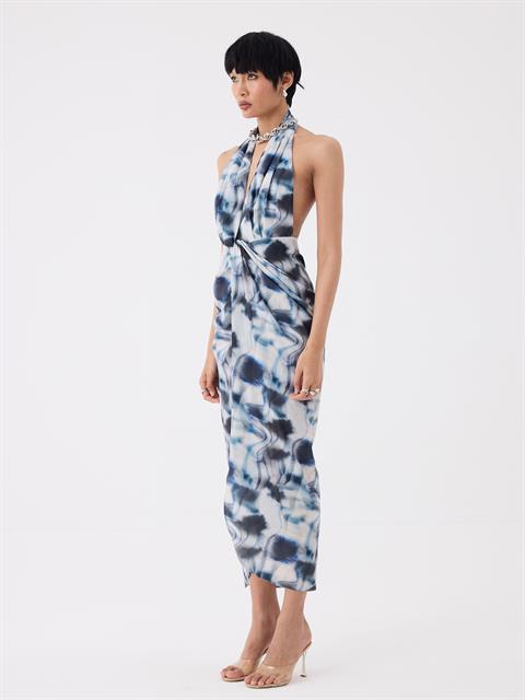 Boyundan Asklı Önü Burgulu Yırtmaç Detaylı Elbise - Mavi Desenli