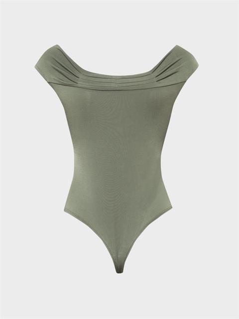 Kayık Yaka Büzgü Detaylı Kolsuz Body - Haki