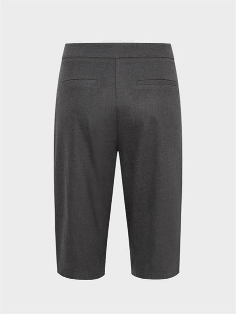 Önü Pileli Salaş Kesim Bermuda Şort - Füme