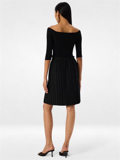 Kayık Yakalı Bluz - Siyah