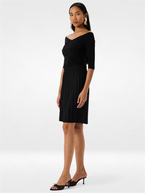 Kayık Yakalı Bluz - Siyah