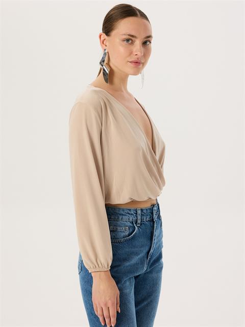 Kruvaze Kapamalı Bluz - Bej