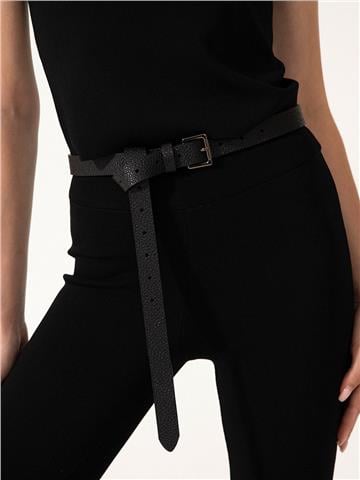 Nikel Kaplama Kare Metal Tokalı İnce Deri Kemer- Siyah