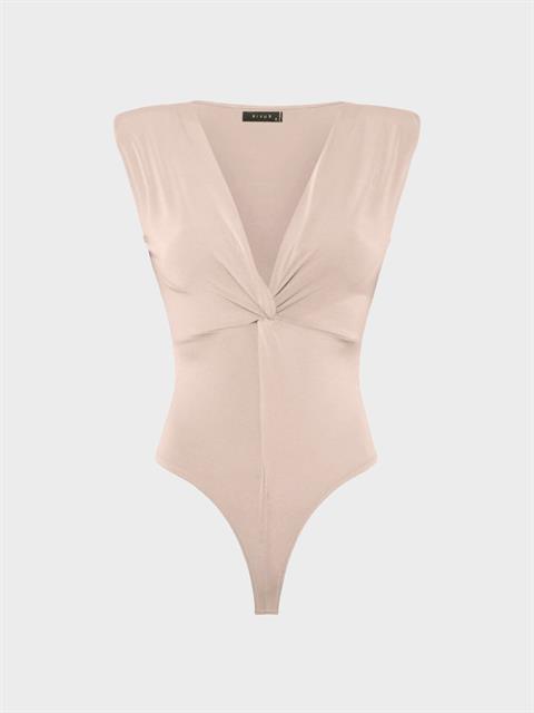 Önü Burgu ve Omuzları Vatka Detaylı Kolsuz İkonik Body - Bej