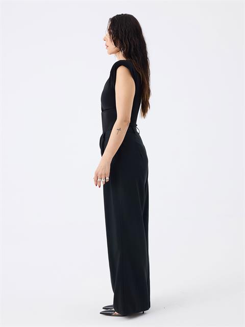 Önü Burgu ve Omuzları Vatka Detaylı Kolsuz İkonik Body - Siyah